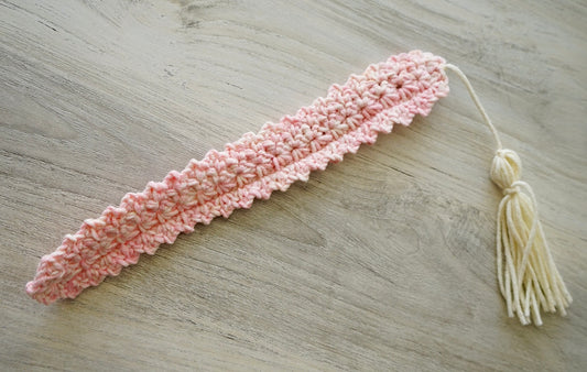 Whimsy Crochet Bookmark/Pink and White